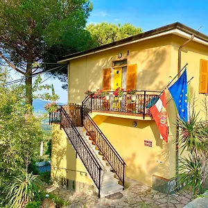 La Ginestra Couette-café Fosdinovo